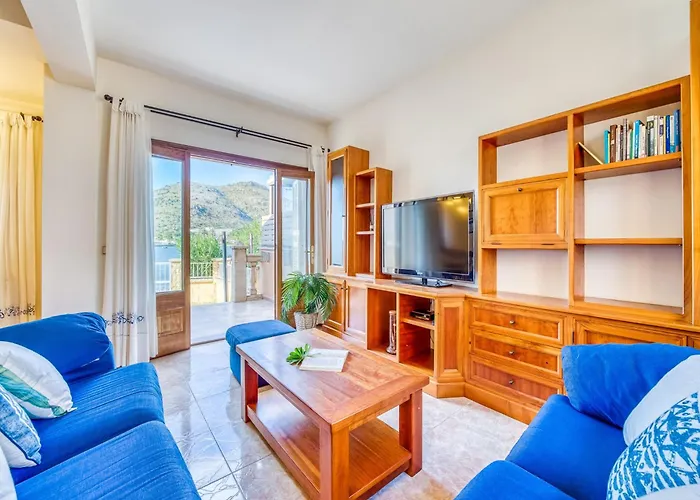 Retreat Near Puerto De Alcudia Beach